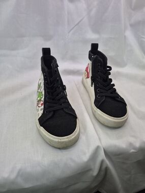 Nintendo Black High-Top Kids Sneakers with Character Print